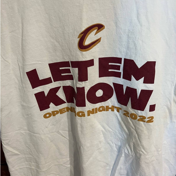 Gildan T-shirt XL Cleveland Cavaliers Let Em Know White 100% Cotton Unisex 2022 - Picture 5 of 10